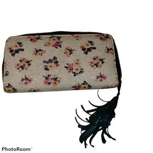 Maurice soft fabric hand held wallet